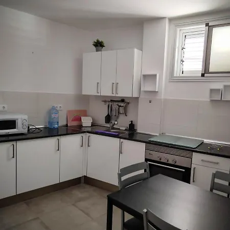Apartamento Tranquilo A 30 Metros De La Playa