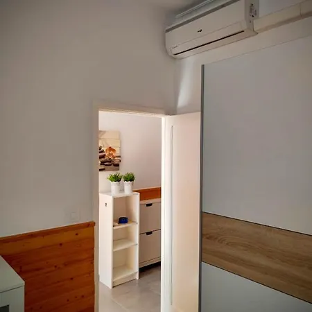 Apartamento Tranquilo A 30 Metros De La Playa شقة *