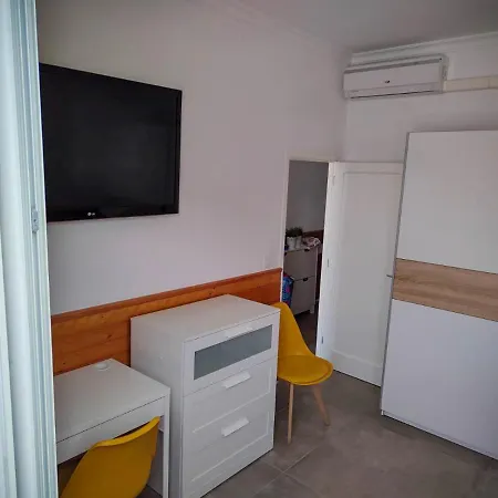 Apartamento Tranquilo A 30 Metros De La Playa شقة *